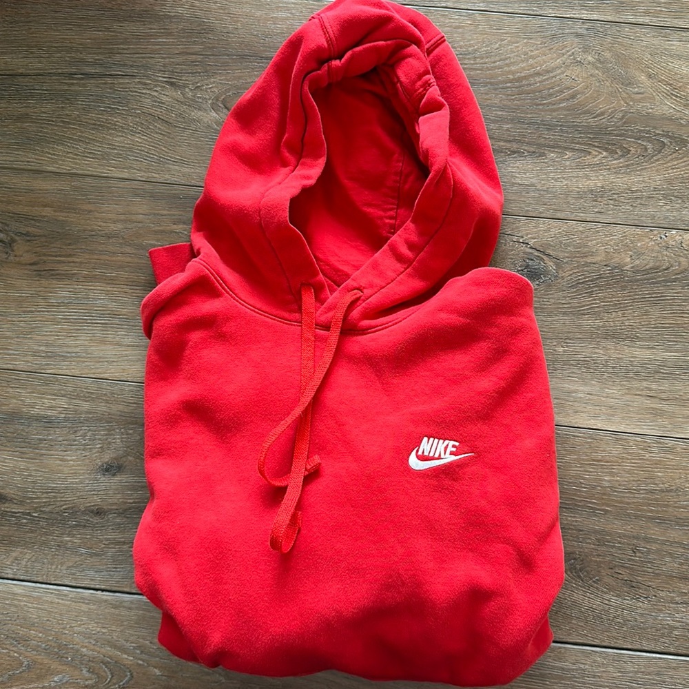 Nike hoodie size M!!! Great condition